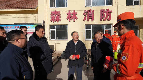 副市長高新文在我縣開展綜合調(diào)研并走訪慰問困難群眾